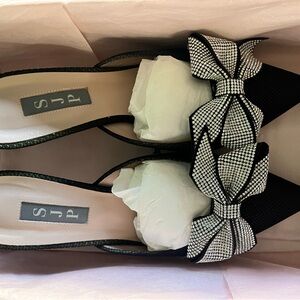 SJP (Sarah Jessica Parker) Paleys in size 38